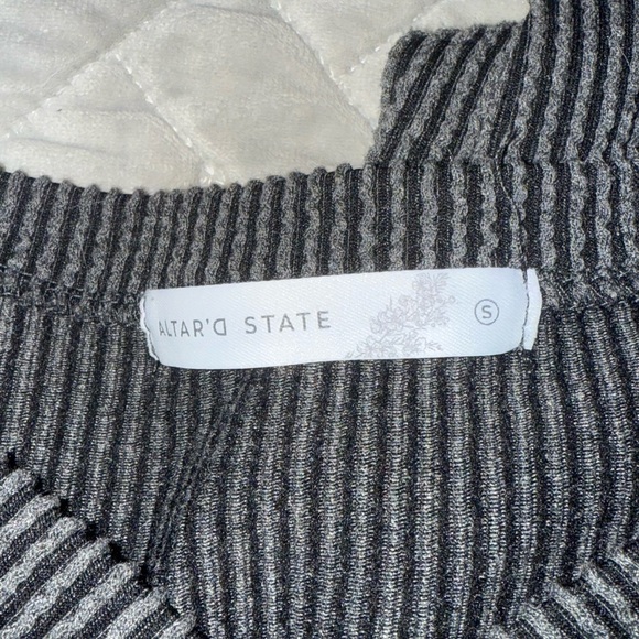 Altar'd State Gray Ribbed Sweater - Picture 3 of 4